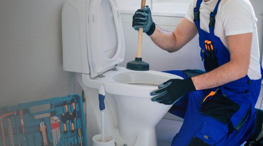 Professional septic pumping service in Pomfret Center, CT